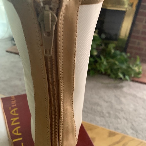 Ladies booties - Picture 4 of 6